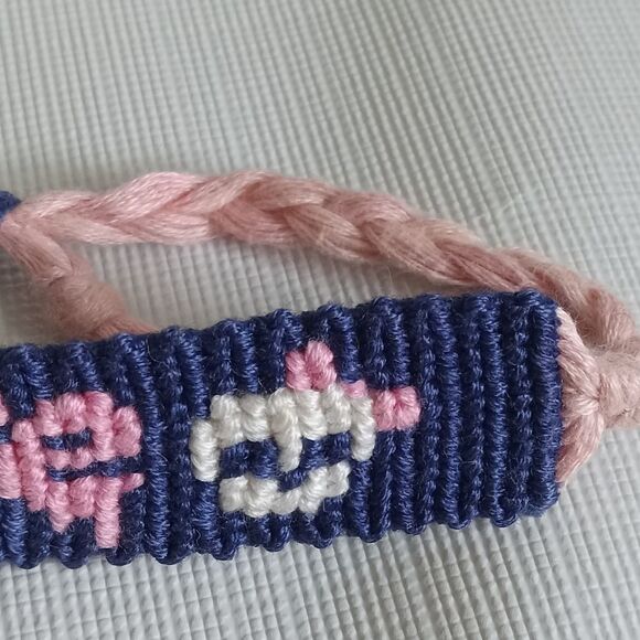 Handmade One Size Blue & Pink Adjustable Sliding Knot Cute Skull Design Bracelet - Picture 3 of 8